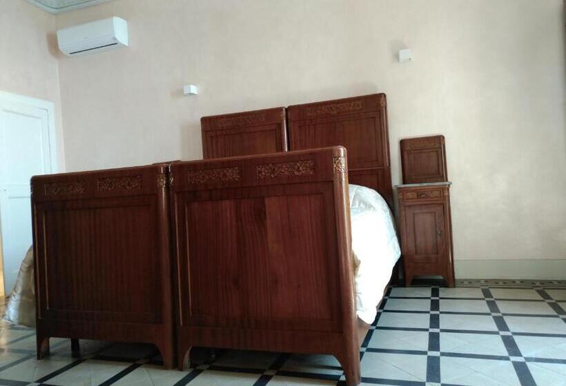 اتاق لوکس با بالکن و چشمانداز دریا, Il Bersó Di Porta Catena