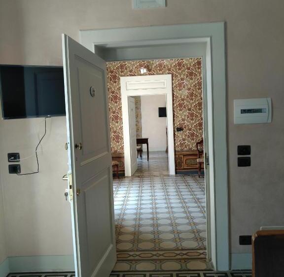 اتاق لوکس با بالکن و چشمانداز دریا, Il Bersó Di Porta Catena