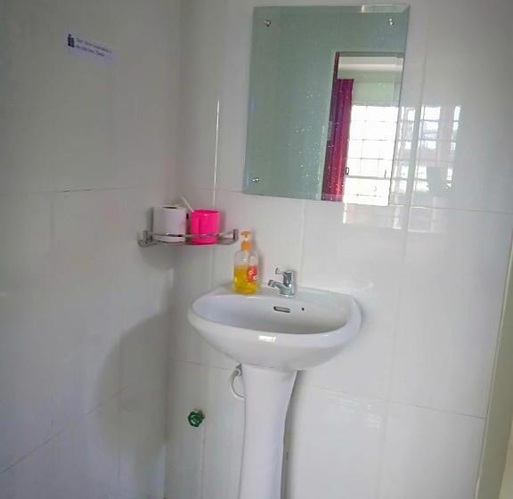 スタンダードシングルルーム, Kol House