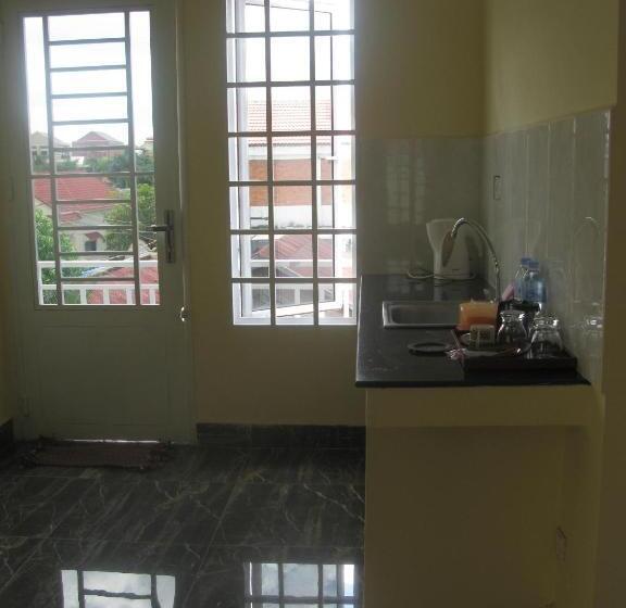 スタンダードシングルルーム, Kol House