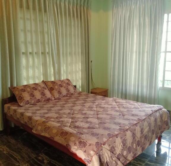 スタンダードシングルルーム, Kol House