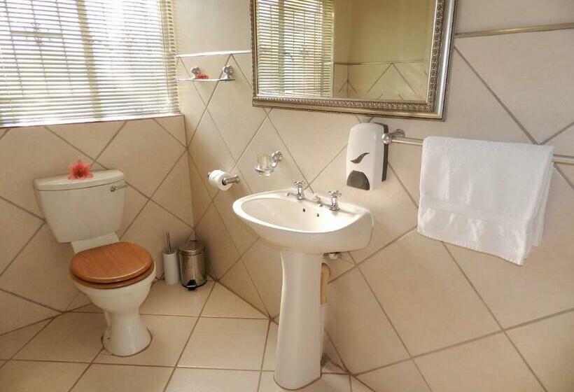 Deluxe Room, The Platinum Guesthouse