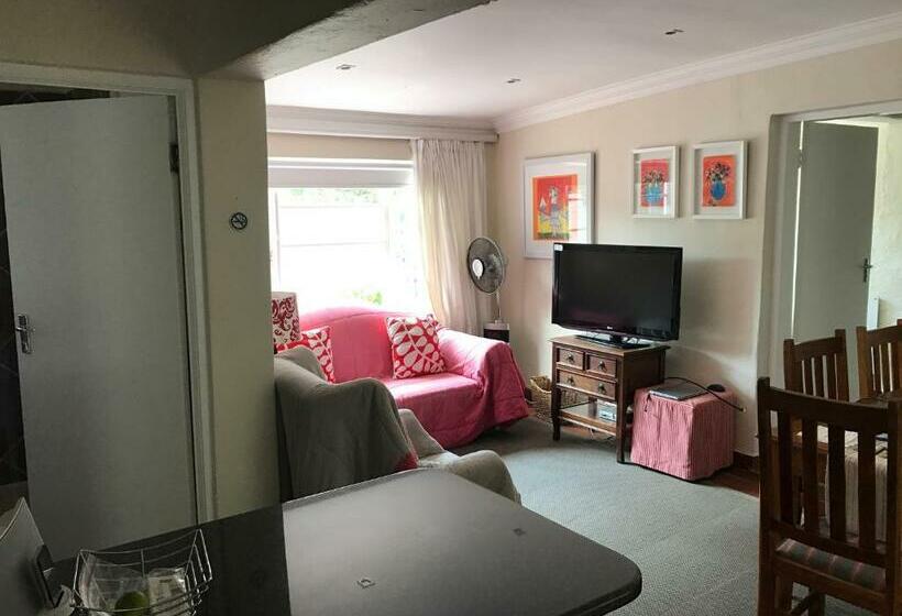 豪华房间, Waterfall Cottages