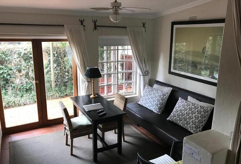 豪华房间, Waterfall Cottages