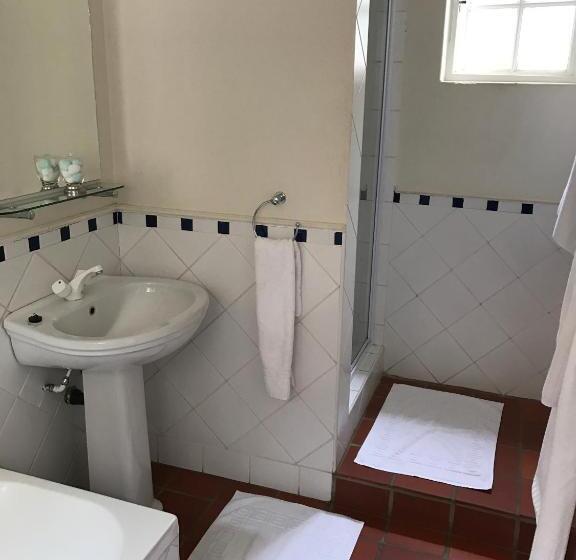 豪华房间, Waterfall Cottages