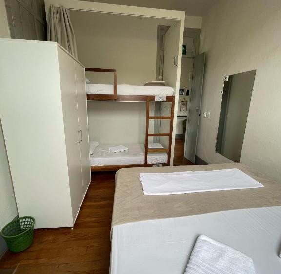 Quarto quádruplo Económico Casa de banho partilhada, Casarão Hostel