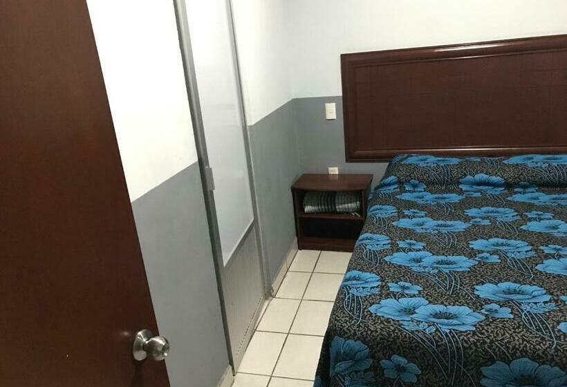 اتاق استاندارد یک نفره, Casa Mercé