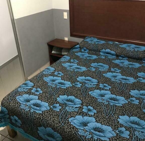 اتاق استاندارد یک نفره, Casa Mercé