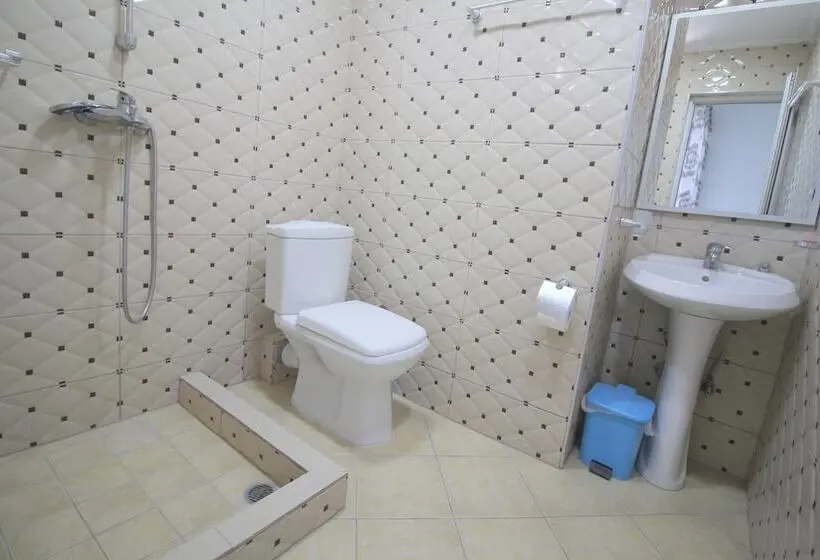 اتاق استاندارد با بالکن, Andy Apartments