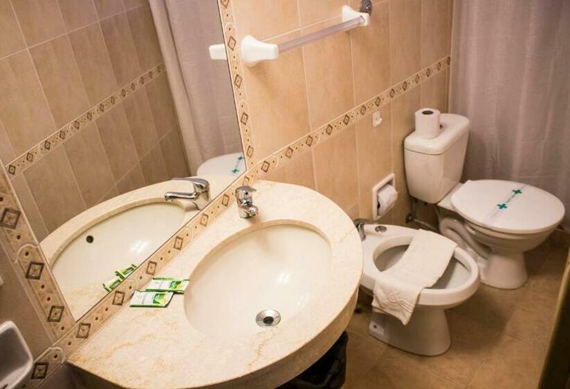 수피리어 룸, Colón