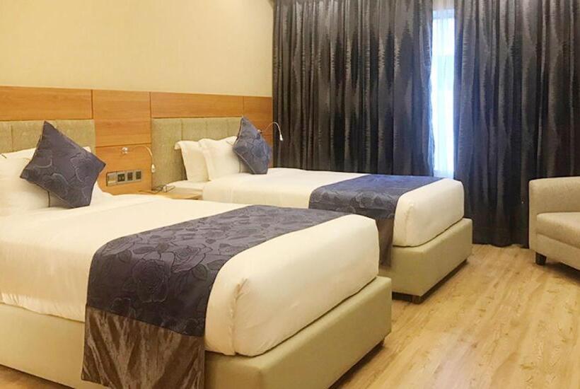 اتاق اکونومی, Days Hotel Dhaka