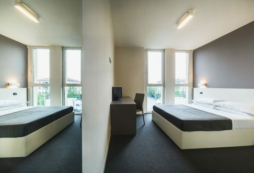 חדר סטנדרט, Giallo