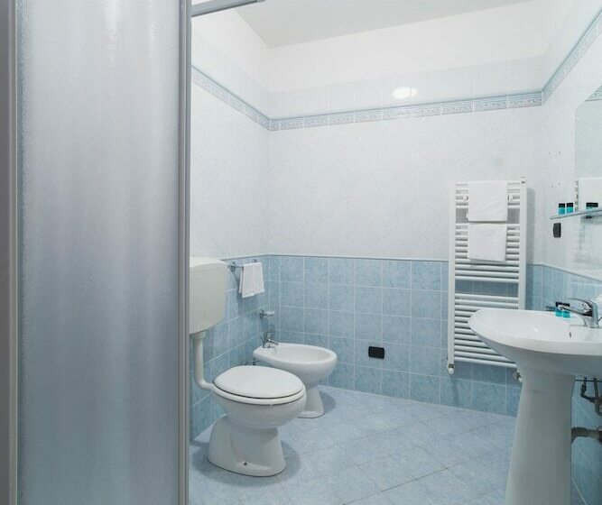 חדר סטנדרט, Giallo