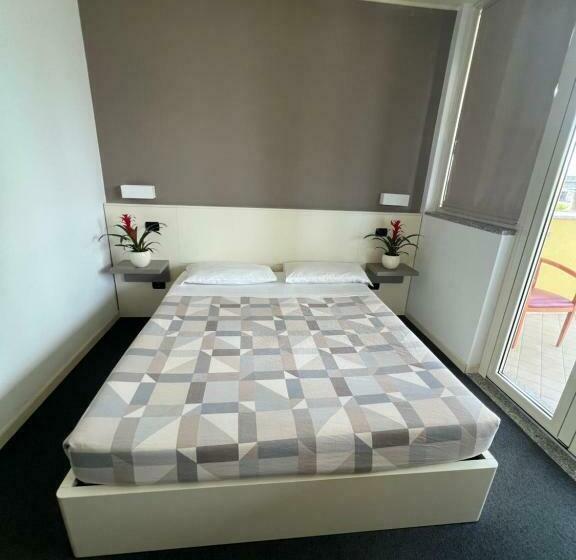 חדר סטנדרט, Giallo