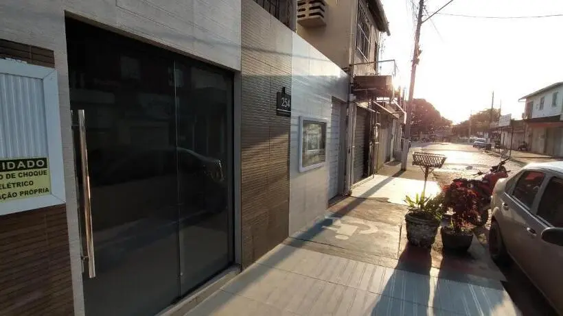 ルームシェアのワンベッド, Hostel Araçoiaba