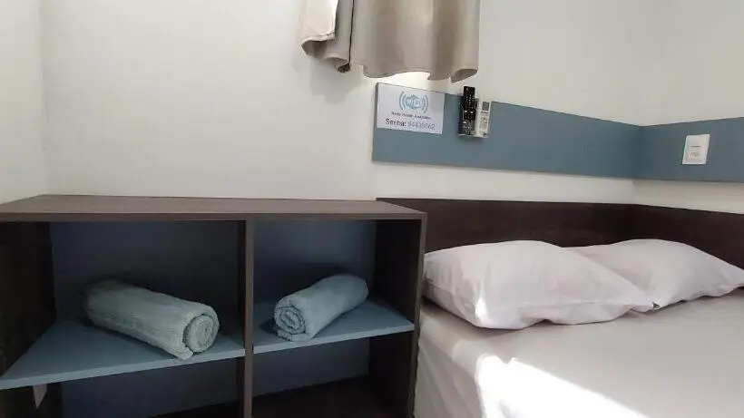 バス共有のスタンダードルーム, Hostel Araçoiaba