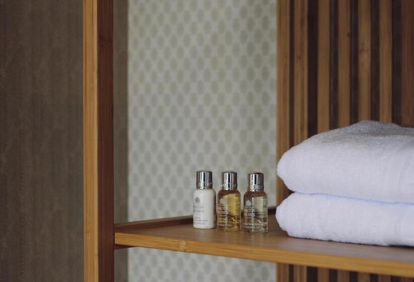 חדר סטנדרט נוף לים, Red Hat Snail