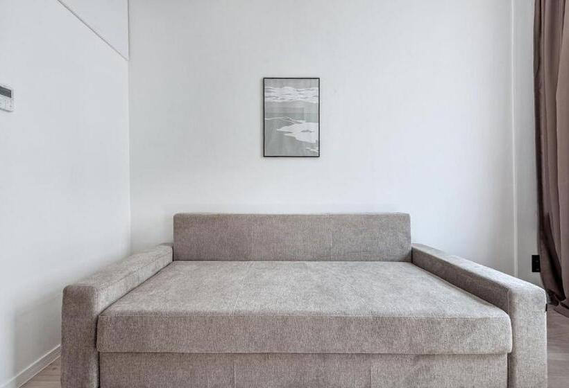 استودیوی استاندارد, P One Apartments Self Check In