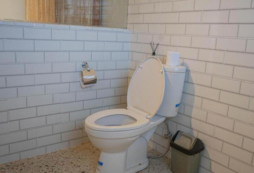 غرفة قياسية, Bale Taru Pecatu