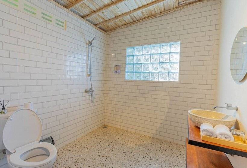 غرفة قياسية, Bale Taru Pecatu