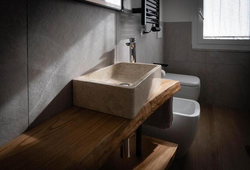 غرفة قياسية, Cristal Apartments