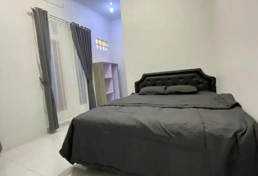 Quarto Familiar Superior, Livina S House