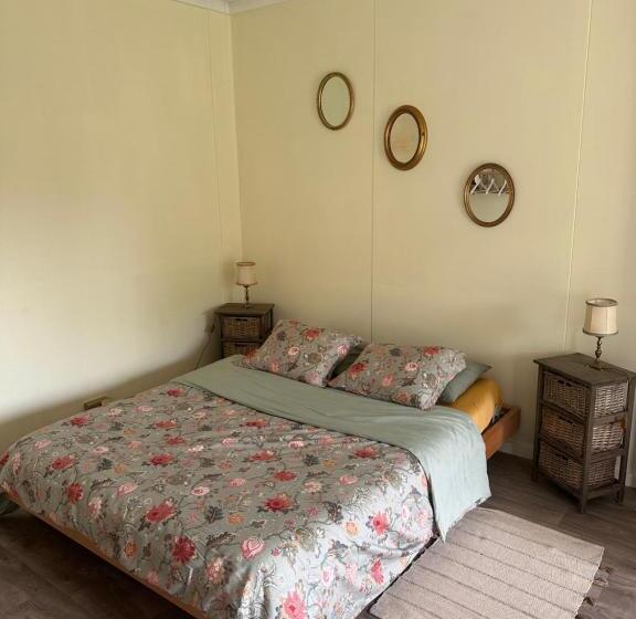 Номер Стандарт, B&b Bombon