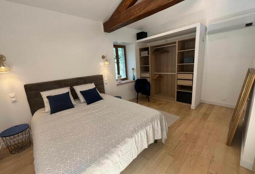 חדר סופריור, La Boca Noche