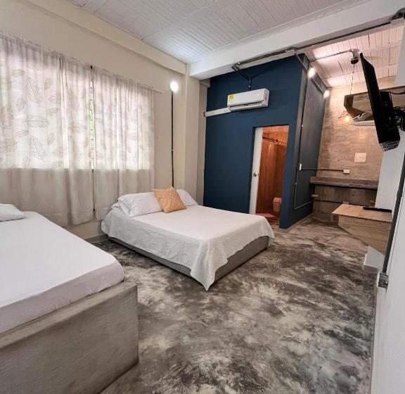 스탠다드 룸, Calma