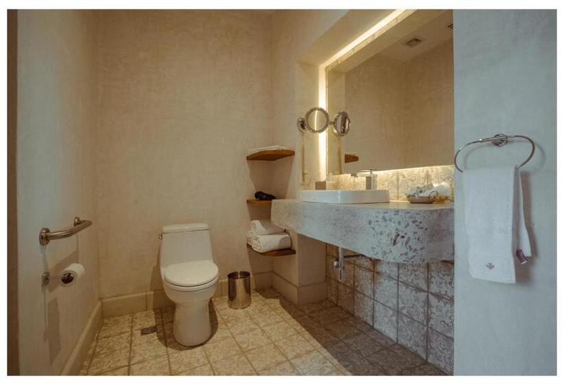 غرفة قياسية سرير كينج, La Gloria Mesón