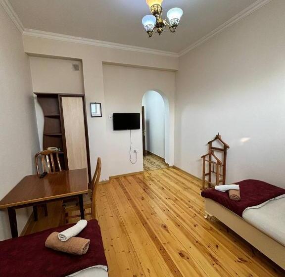 اتاق استاندارد, Stop