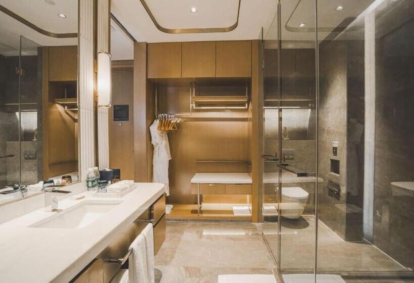 豪华房间, Ytl Ouyue International