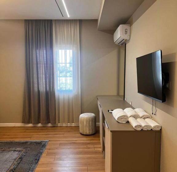 스탠다드 트리플 룸, Deluxe Triple Room