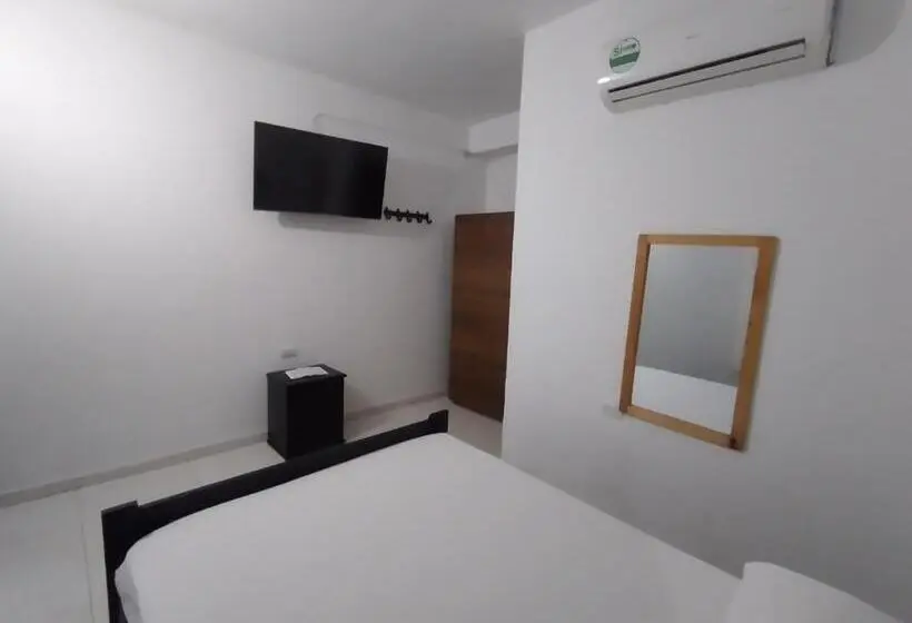 スタンダードルーム, Hostal El Bigote