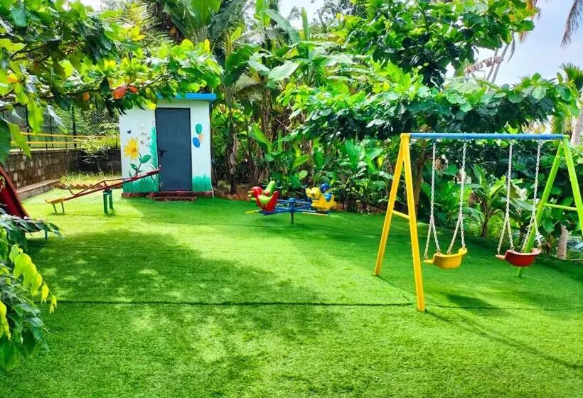 ファミリールーム, Kayaltheeram Resort & Homestay