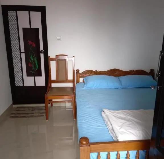 レイクビュースタンダードルーム, Kayaltheeram Resort & Homestay