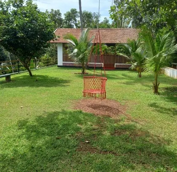 レイクビュースタンダードルーム, Kayaltheeram Resort & Homestay