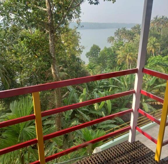 스탠다드 발코니 룸, Kayaltheeram Resort & Homestay