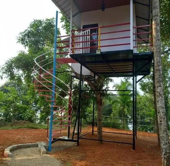 バルコニー付きスタンダードルーム, Kayaltheeram Resort & Homestay