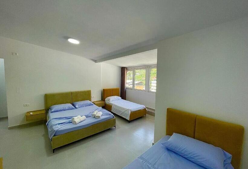 Четырехместный Номер Стандарт, Kloi Luxury Rooftops