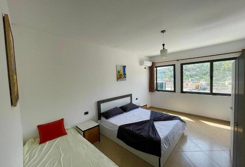 2 Bedrooms Apartment Mountain View, Kloi Luxury Rooftops