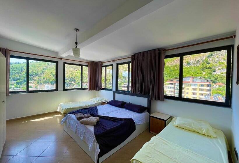 2 Bedrooms Apartment Mountain View, Kloi Luxury Rooftops