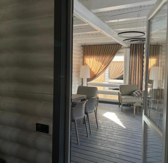 סוויטה משפחתית, Le Mer