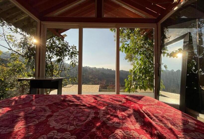 اتاق استاندارد با تخت بزرگ, M Lapin Hotel & Glamping Near Antigua Guatemala