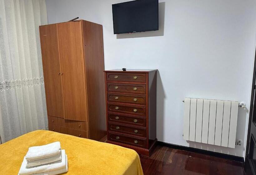 Номер Стандарт с Балконом, Habitaciones Claudio