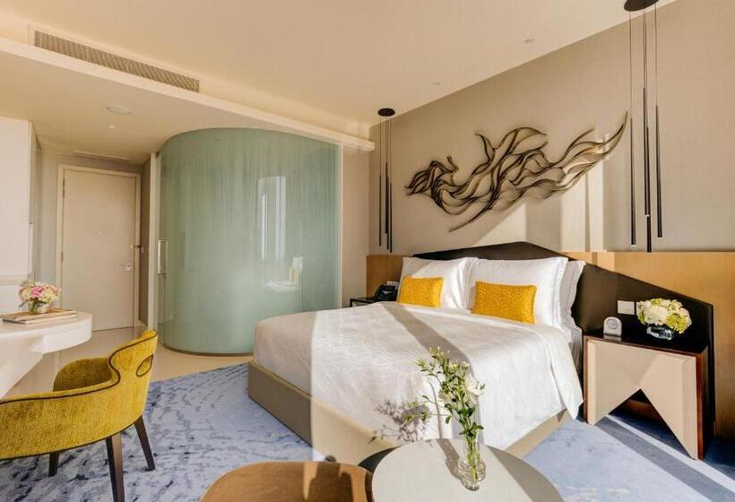 Номер Премиум, Cinnamon Life At City Of Dreams