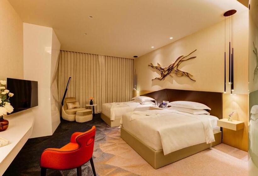 Premium room with view, Cinnamon Life At City Of Dreams