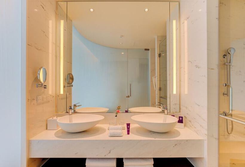 Premium room with view, Cinnamon Life At City Of Dreams