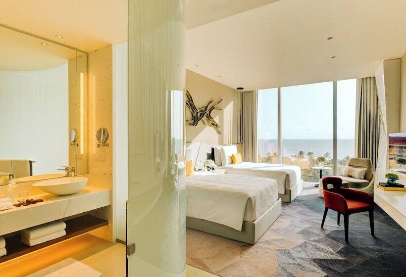 Номер Премиум, Cinnamon Life At City Of Dreams