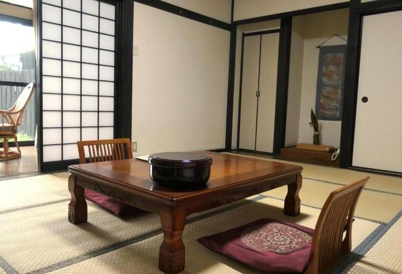 Economy Quadruple Room, 白水温泉竹の倉山荘